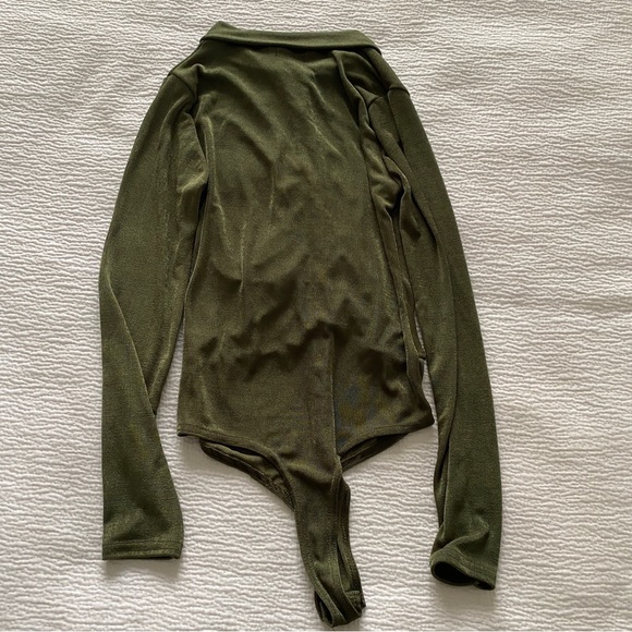 PrettyLittleThing Bodysuit Green Size 6 - Picture 2 of 5